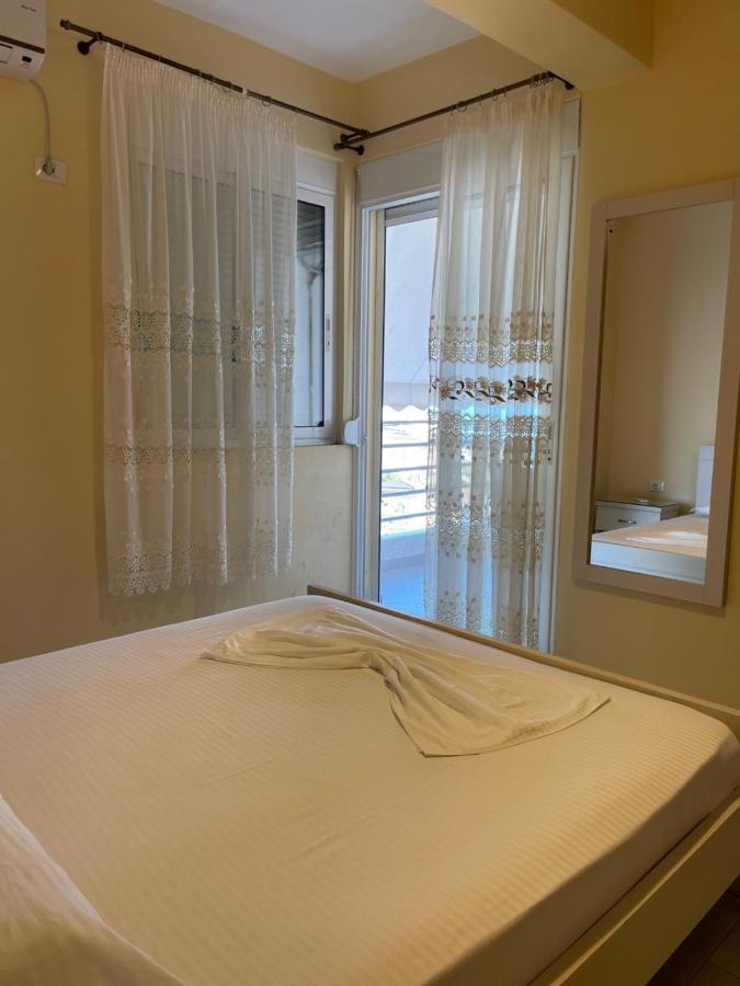 Oni'S Apartments Σαράντα Εξωτερικό φωτογραφία