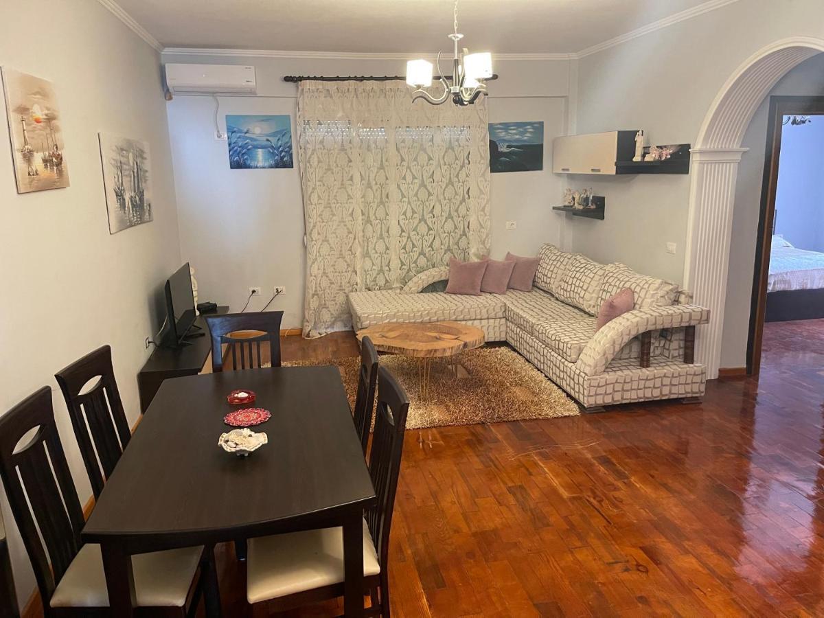 Oni'S Apartments Σαράντα Εξωτερικό φωτογραφία